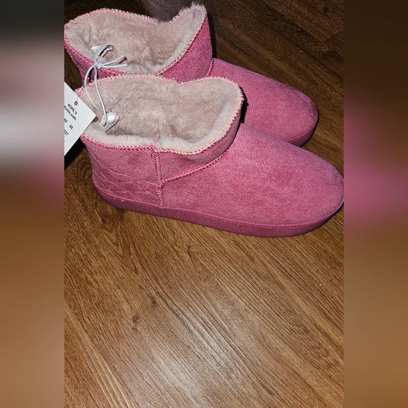 LifeStride Pink Quilted Microsuede Ugg Style Booties Size 11 - Picture 2 of 8